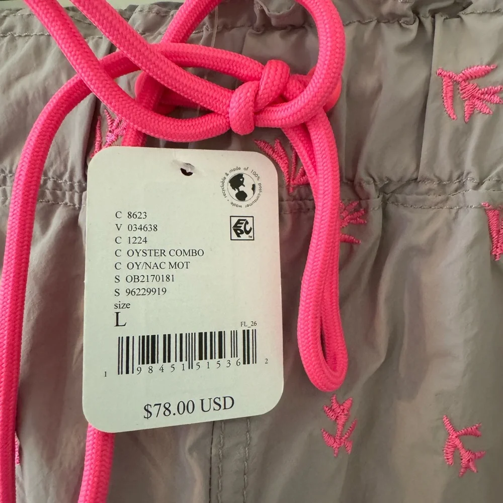 Free People Movement In The Wild Pink Floral Shorts embroidered, Size Large NWT - Picture 6 of 6